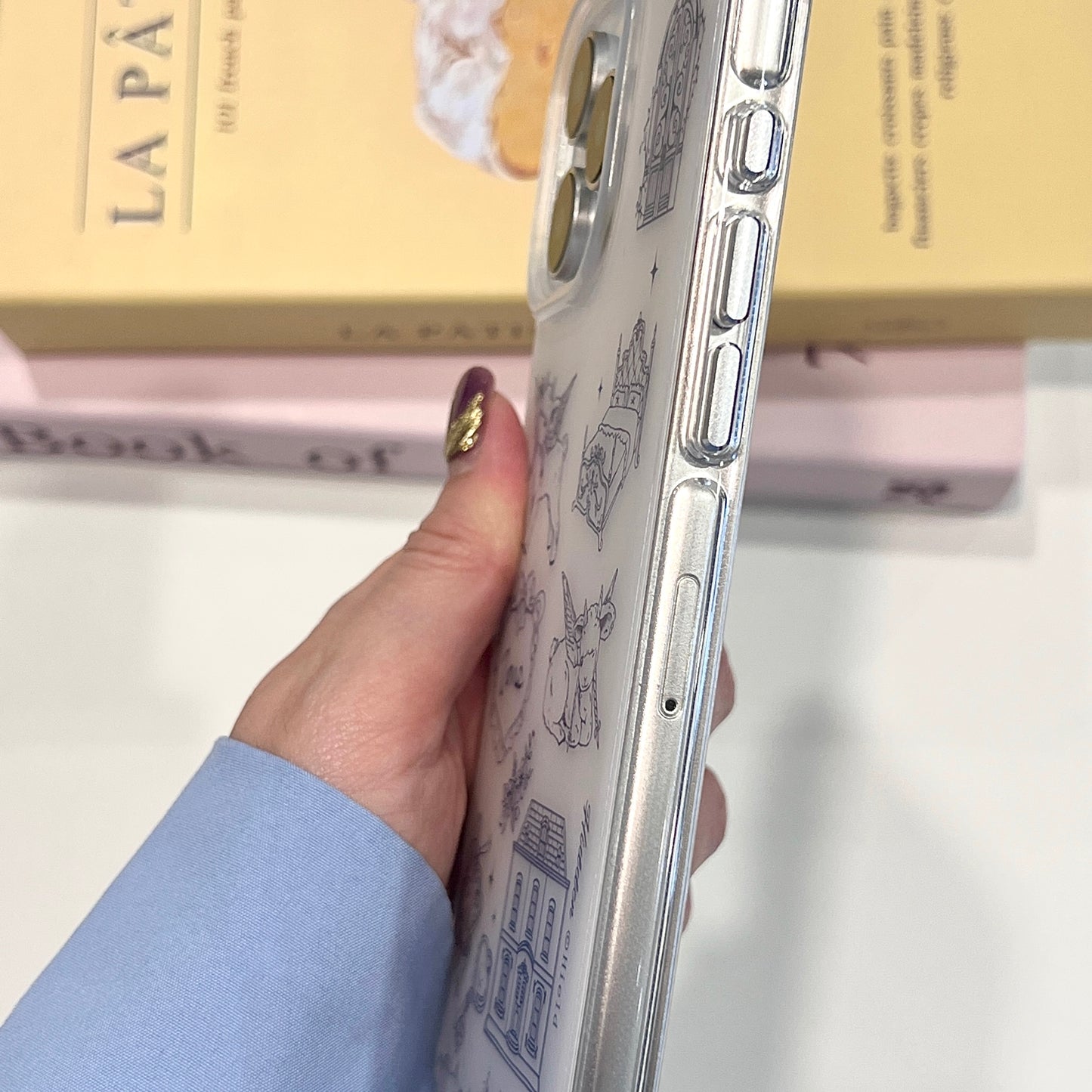 【Preorder】B138✨ 法式素描磨砂壳