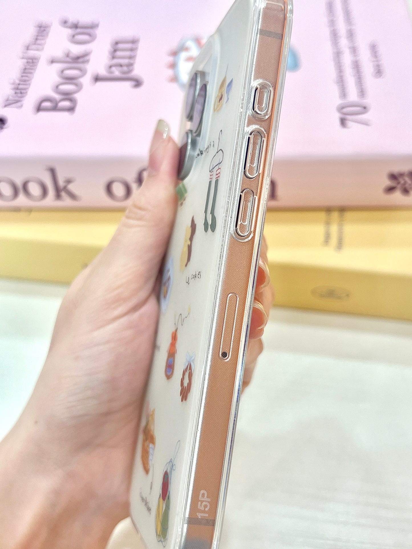 【Ready Stock】B112✨ 15 Pro 秋冬小插画