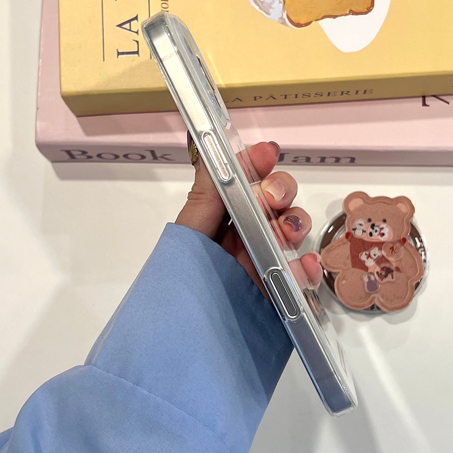 【Preorder】主推款！B132✨ JC 围巾小熊摇摇乐磁吸手机壳